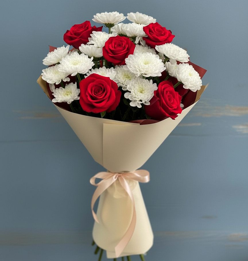 Букет романтическая гармония в Суворовское Крым Букет цветов из: Розы и Хризантемы в Суворовское Крым