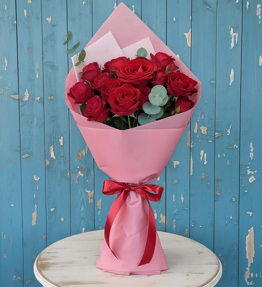 Букет красный бархат в Суворовское Крым Букет цветов из: Розы в Суворовское Крым