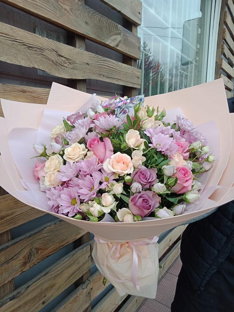 Букет фея в Суворовское Крым Букет цветов из: Розы и Хризантемы в Суворовское Крым