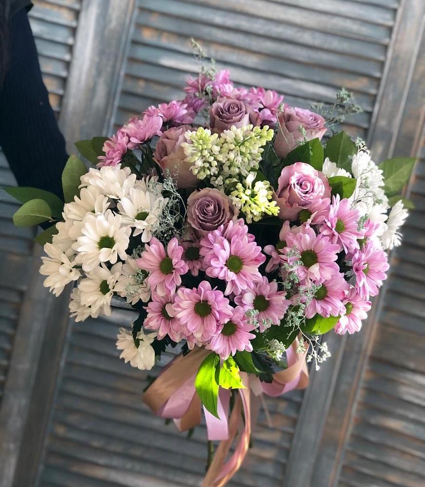 Букет Цветочный шарм в Суворовское Крым Букет цветов из: Хризантемы и Розы в Суворовское Крым