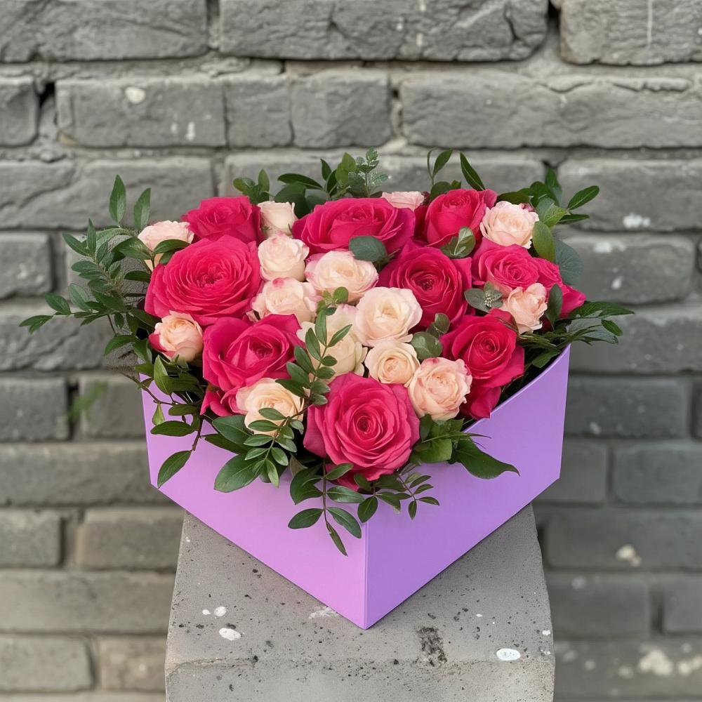 Композиция моя любовь в Суворовское Крым Цветочная композиция из Розы в коробке в Суворовское Крым