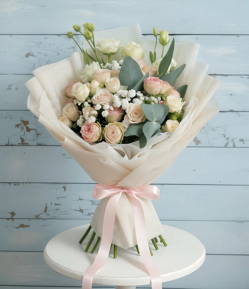 Букет Сказочное воображение в Суворовское Крым Букет цветов из: Розы и Лизиантусы в Суворовское Крым