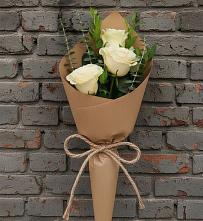 Букет из 3 роз в Суворовское Крым Букет цветов из:  Розы в Суворовское Крым