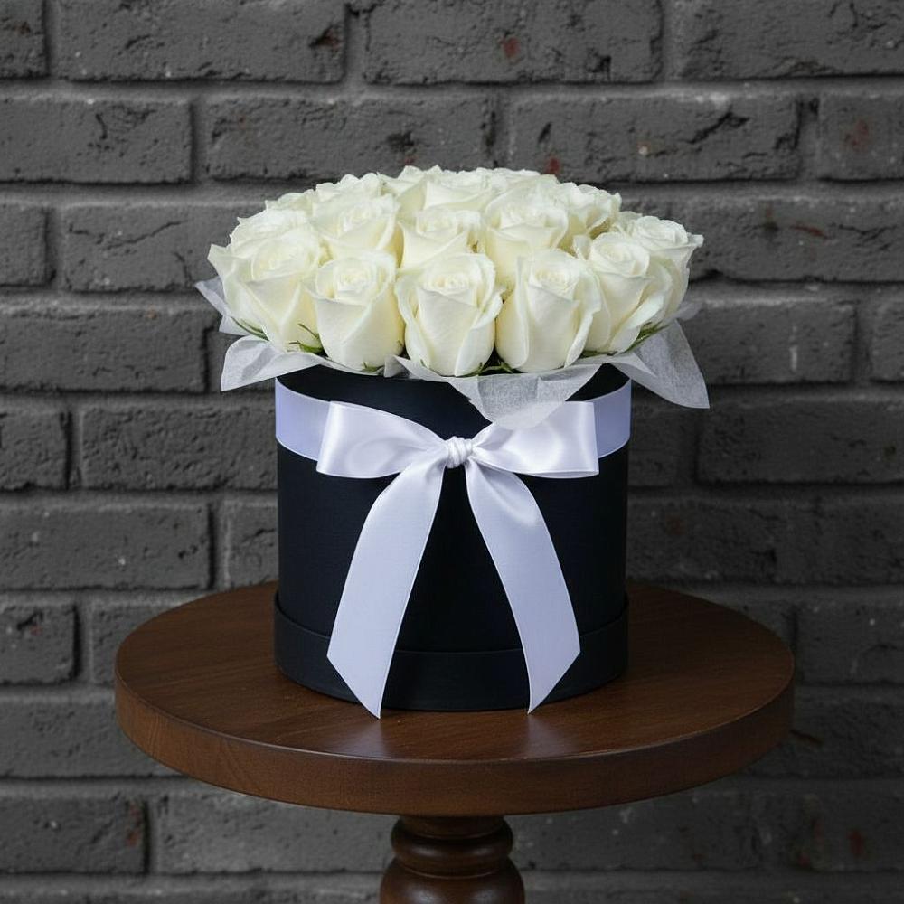 Композиция воздушная нежность в Суворовское Крым Цветочная композиция из Розы в шляпной коробке в Суворовское Крым