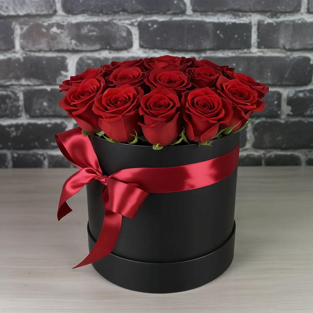 Композиция исключительность в Суворовское Крым Цветочная композиция из Розы в шляпной коробке в Суворовское Крым