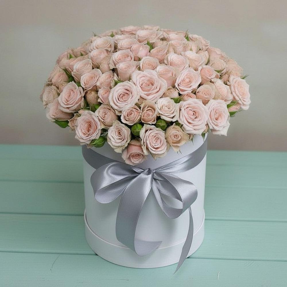 Композиция утонченная красота в Суворовское Крым Цветочная композиция из Розы в шляпной коробке в Суворовское Крым